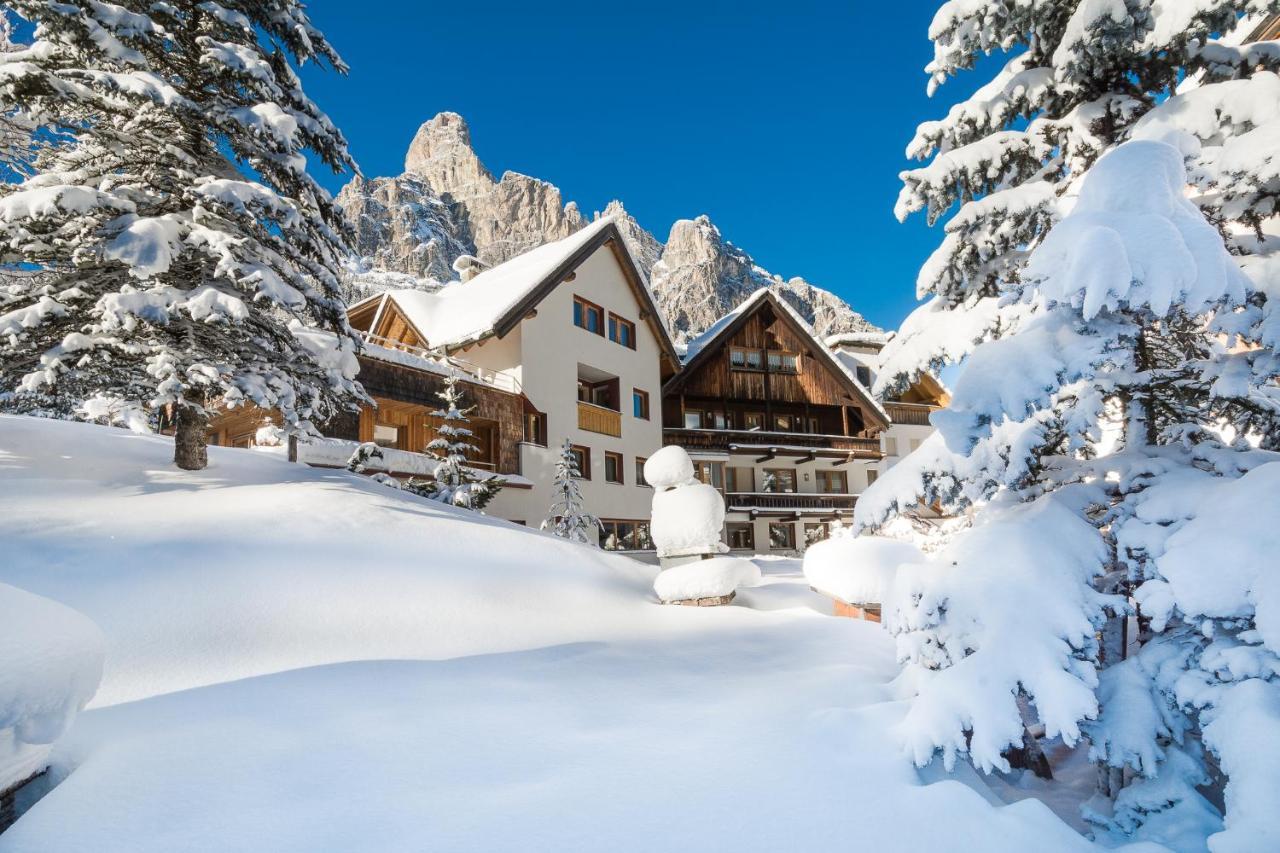 Residence Chalet Pinis Корвара-ін-Бадія Екстер'єр фото
