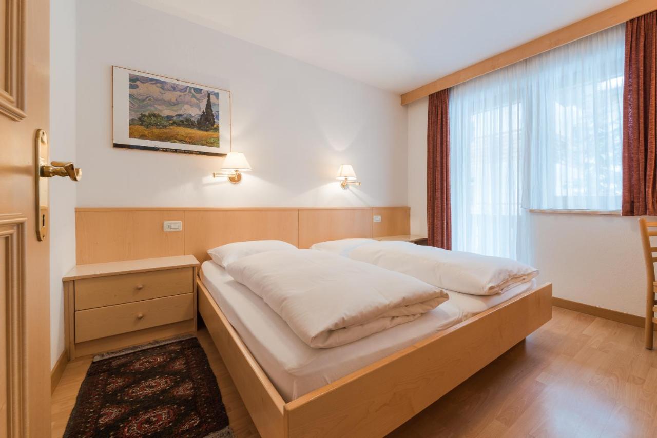 Residence Chalet Pinis Корвара-ін-Бадія Екстер'єр фото